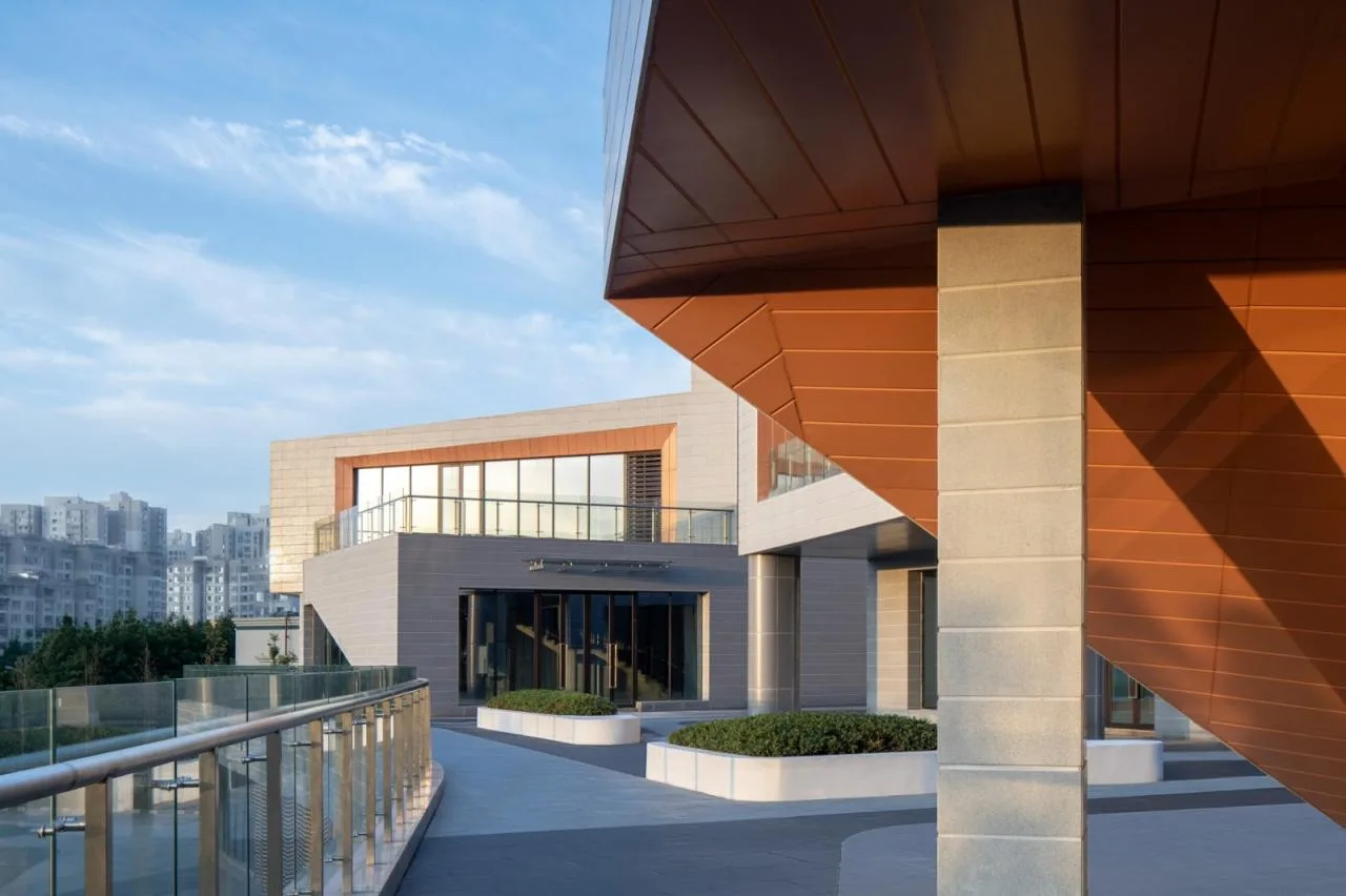 BIM Architecture | Chongqing Nan'an District Tea Garden Zhongjiao Manshan Riverside Commercial, Chongqing/Yuandao Architecture
