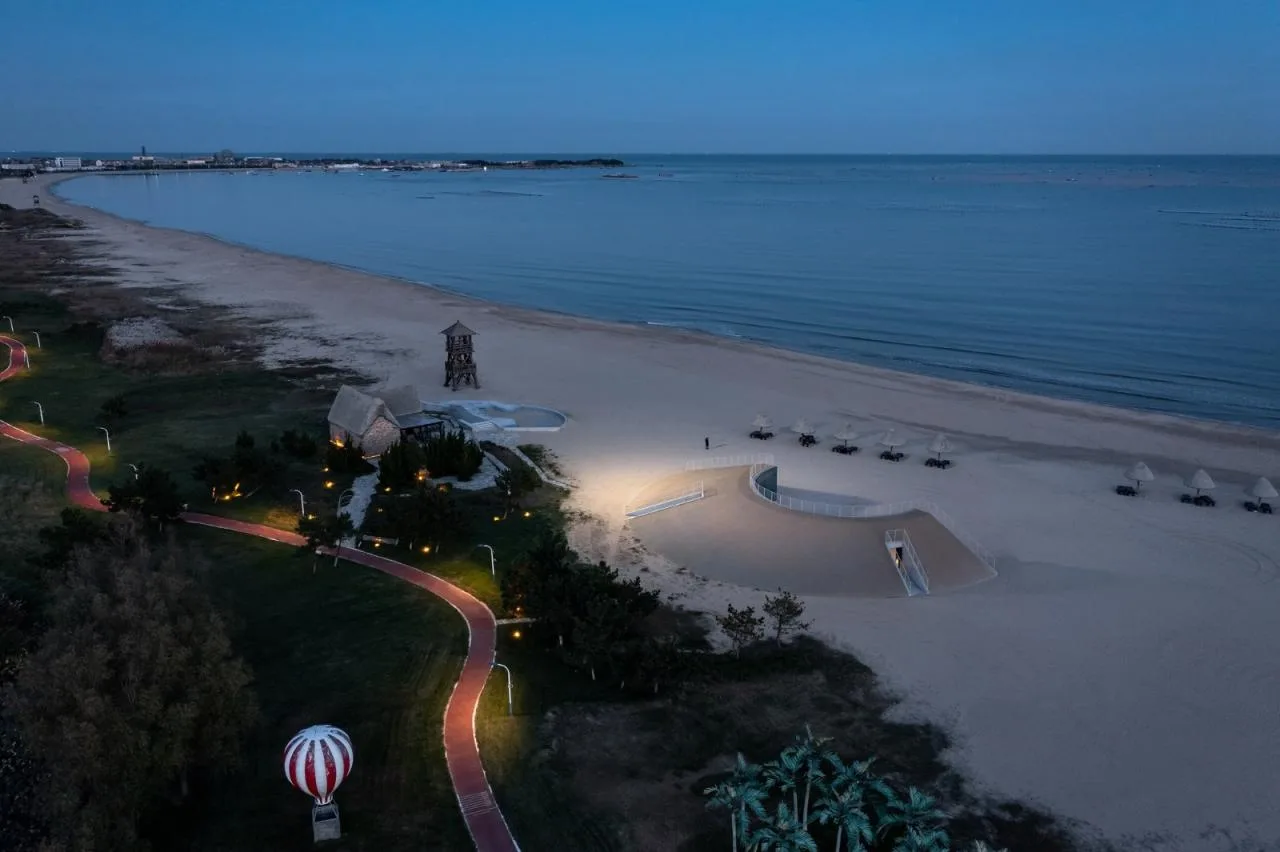 BIM Architecture | Seaside Cafe: Echoes of the Sea/Same Architectural Design Firm