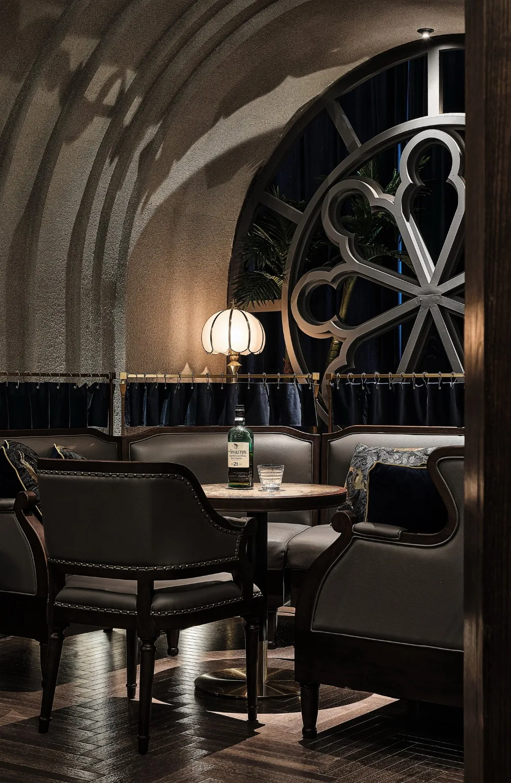 BIM Architecture | Bar: Joyful Time at the Classical Peak/TRIOSTUDIO Sanli Society