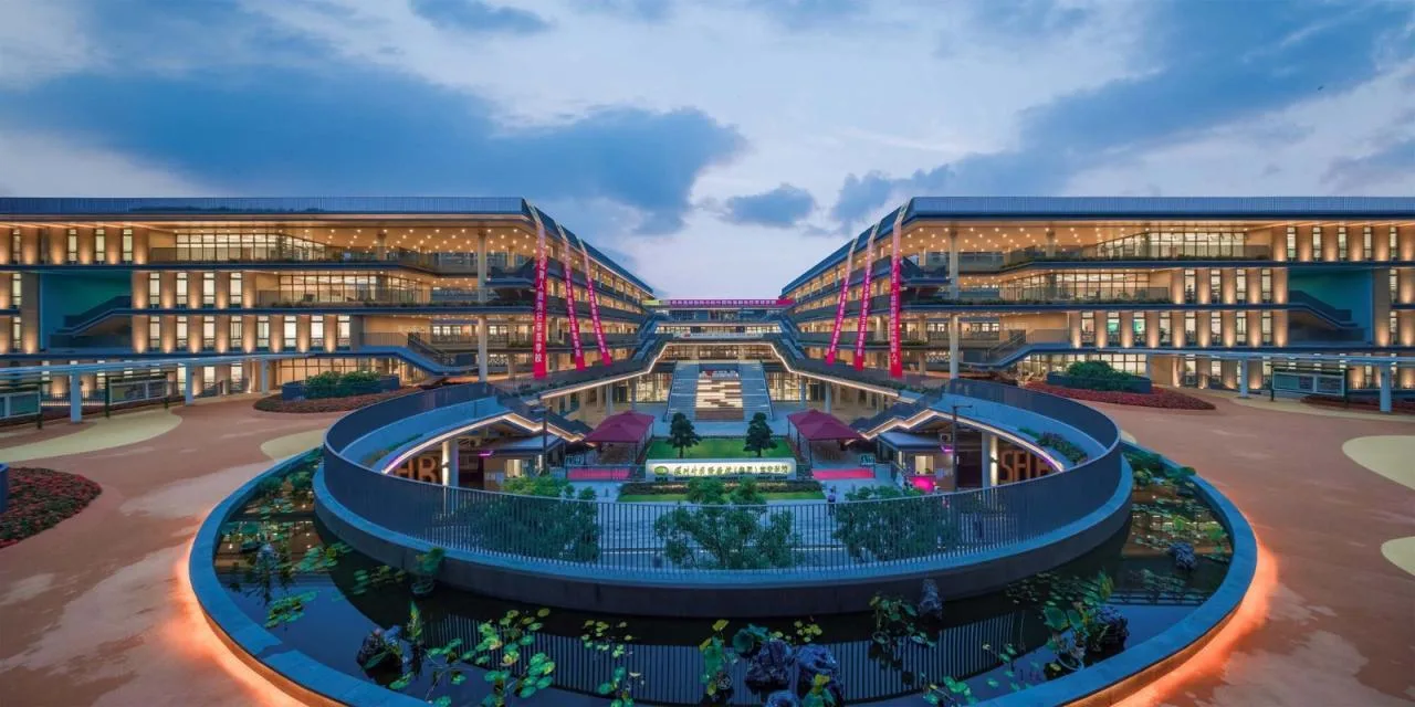 BIM Architecture | Shenzhen Foreign Language School Bao'an School/Huayang International Design Group