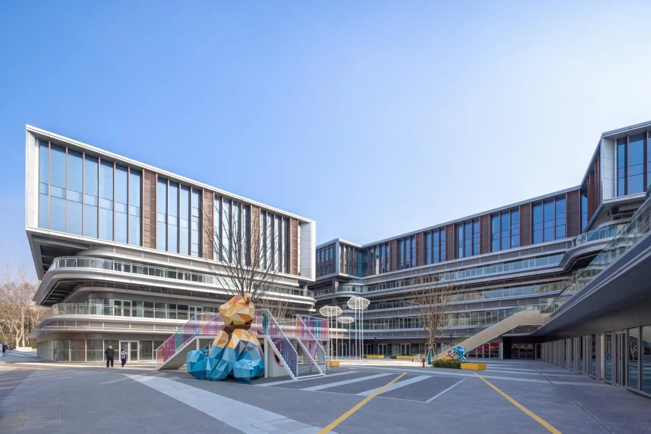 BIM Architecture | Nanjing Longhu Purple Gold Mall - Play with the "+- × ÷" Method, Cleverly Solve the Dream Community Life Equation/San Yi Architecture