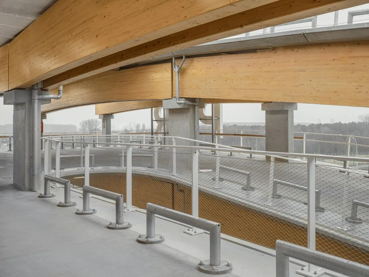 BIM architecture | Park+Ride new model, private transportation+public transportation/HUB