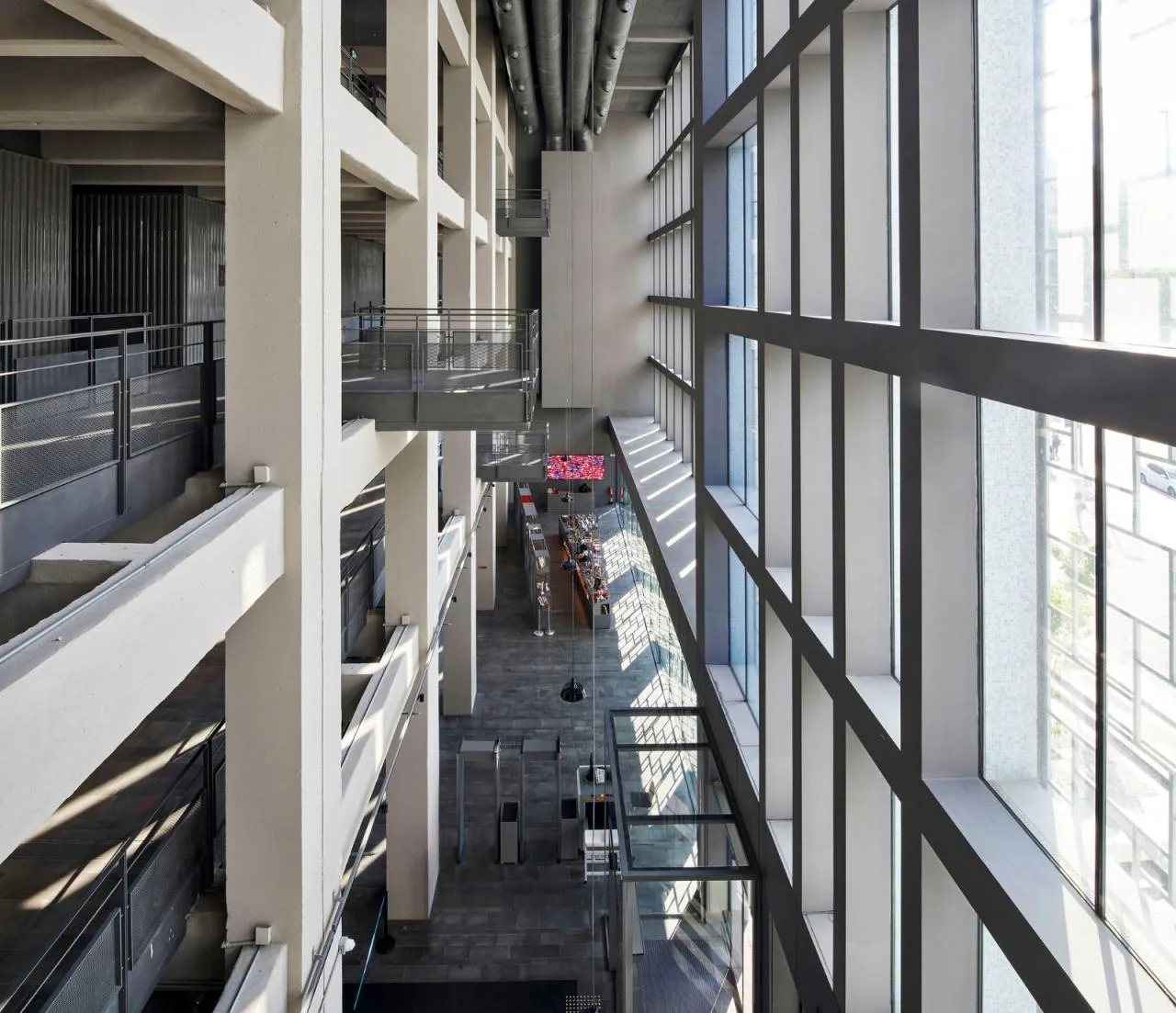 BIM Architecture | Box Out of Concrete Frame, Istanbul Museum of Painting and Sculpture/EAA - Emre Arolat Architecture