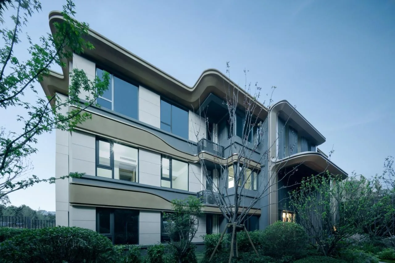 BIM Architecture | Floating Art Residence Boat Mooring in Yanzhu: Chengdu's First Open Golden Land • Luming North Lake/Chengzhi Design