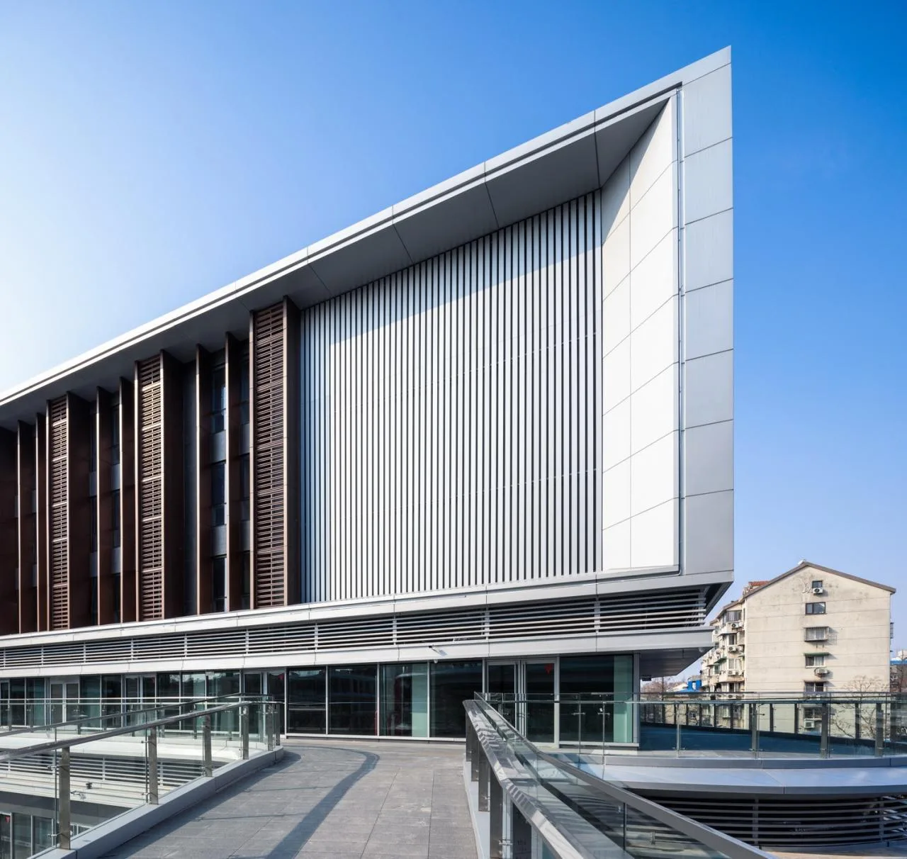 BIM Architecture | Nanjing Longhu Purple Gold Mall - Play with the "+- × ÷" Method, Cleverly Solve the Dream Community Life Equation/San Yi Architecture
