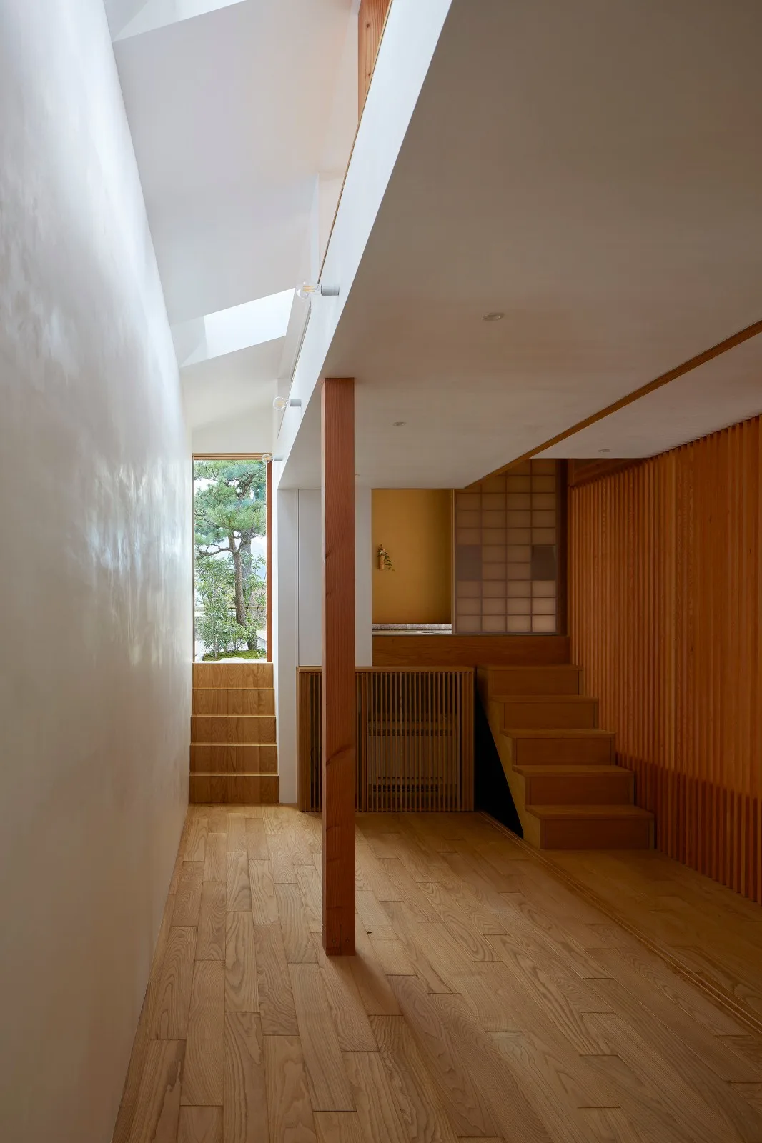 BIM Architecture | Duck House with Overlapping Roofs/Hata Yoyo Architectural Design Firm