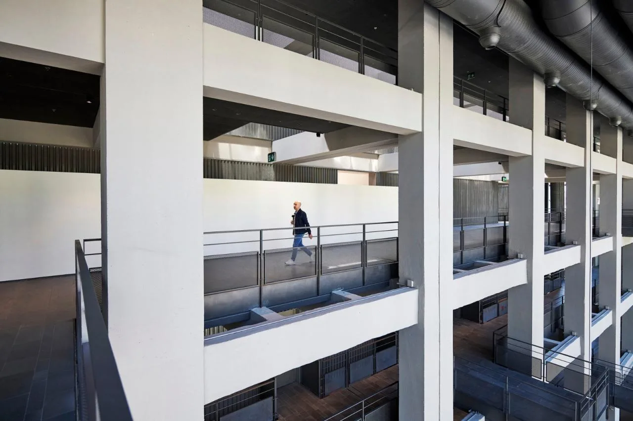 BIM Architecture | Box Out of Concrete Frame, Istanbul Museum of Painting and Sculpture/EAA - Emre Arolat Architecture