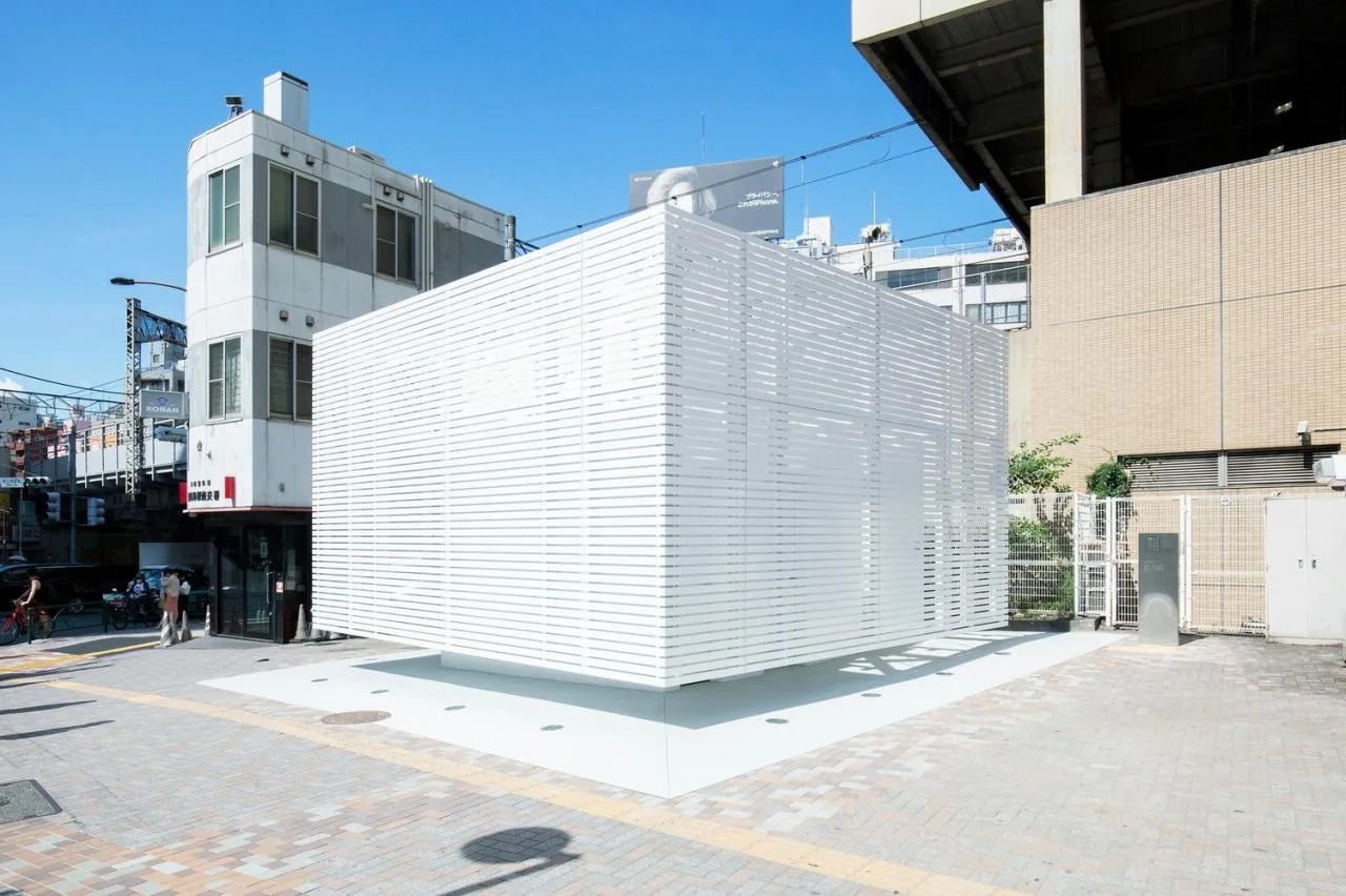 BIM Architecture | Translucent Blocks, Tokyo 'Pure White' Public Restrooms/SAMURAI