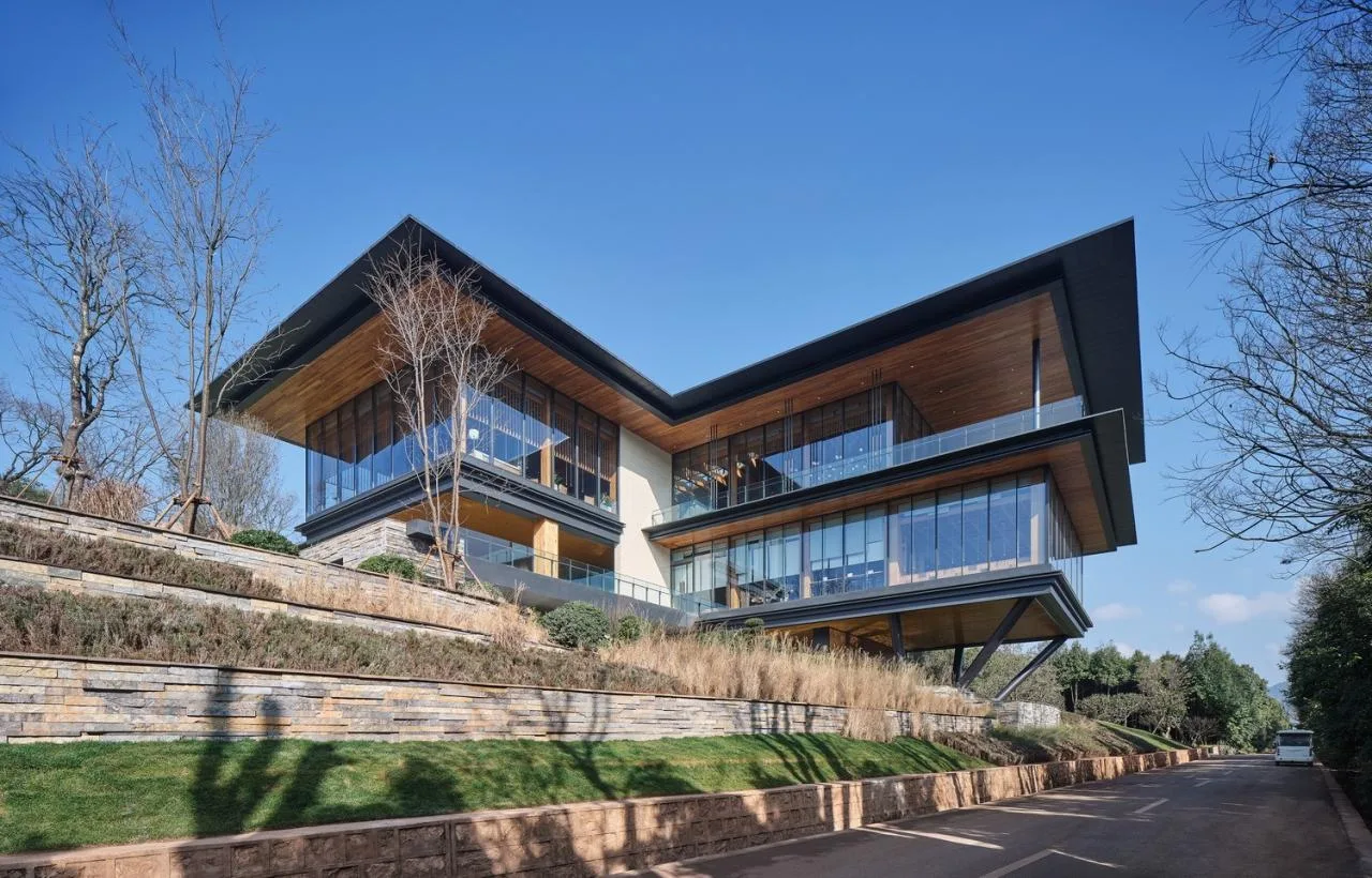 BIM Architecture | Growing Longhouses: Jiuxi Yunshu Kunming Jiuxi Lake International Ecological Zone Experience Center/UA You'an Design