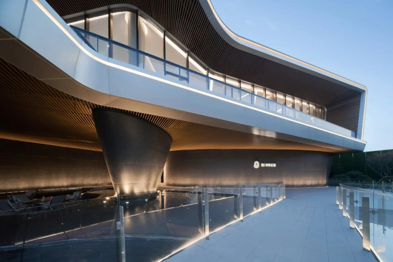 BIM Architecture | Floating Art Residence Boat Mooring in Yanzhu: Chengdu's First Open Golden Land • Luming North Lake/Chengzhi Design