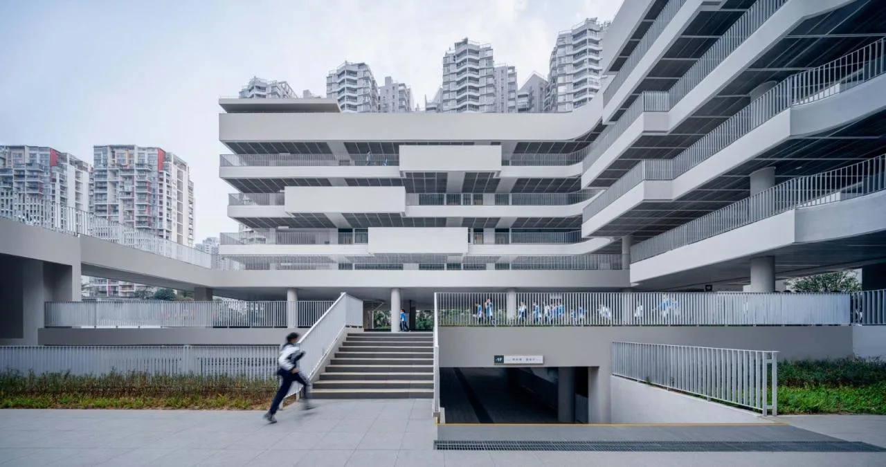 BIM Architecture | Link and Reshaping: Shenzhen Nanshan Qilin Middle School Renovation and Expansion Project/Yuanben Studio