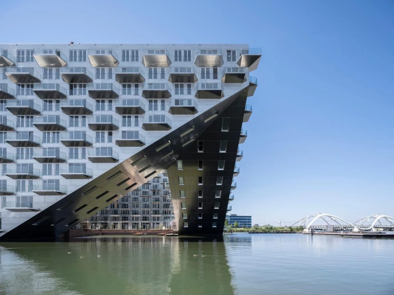 BIM Architecture | Water Courtyard Residence Sluishuis/BIG+Barcode Architects