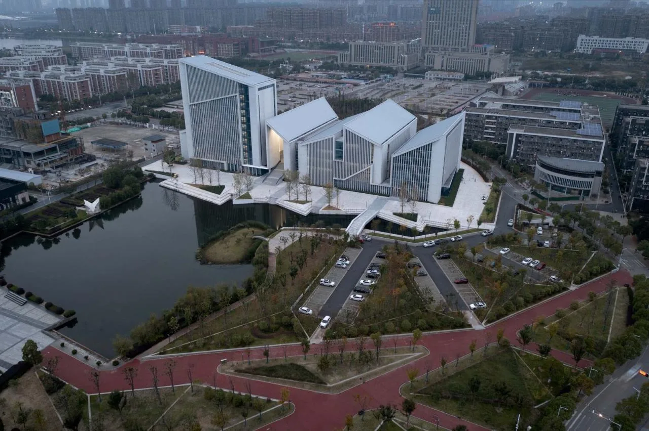 BIM Architecture | Jiangxi Construction Vocational and Technical College Graphic and Text Information Comprehensive Building/Taozhi Studio of South China University of Technology Architectural Design and Research Institute Co., Ltd