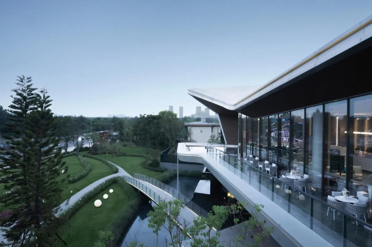 BIM Architecture | Floating Art Residence Boat Mooring in Yanzhu: Chengdu's First Open Golden Land • Luming North Lake/Chengzhi Design