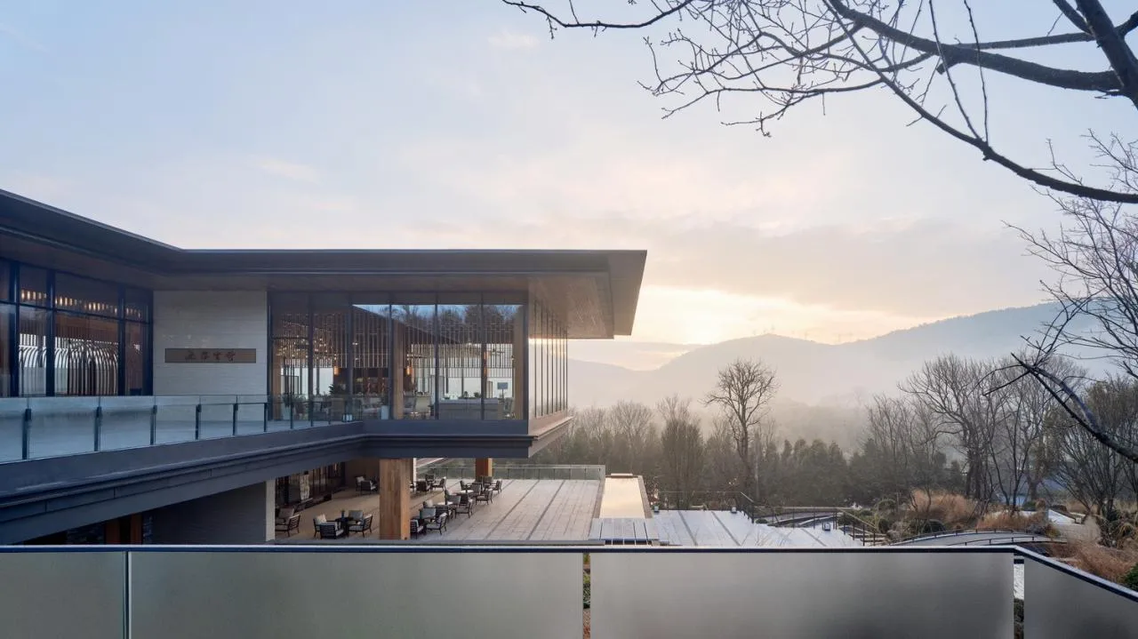 BIM Architecture | Growing Longhouses: Jiuxi Yunshu Kunming Jiuxi Lake International Ecological Zone Experience Center/UA You'an Design