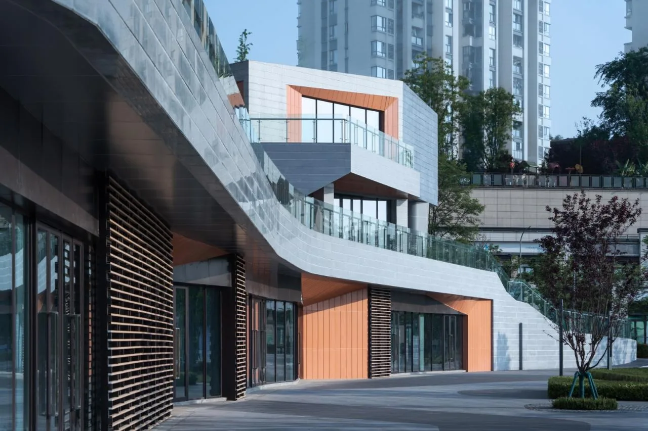 BIM Architecture | Chongqing Nan'an District Tea Garden Zhongjiao Manshan Riverside Commercial, Chongqing/Yuandao Architecture