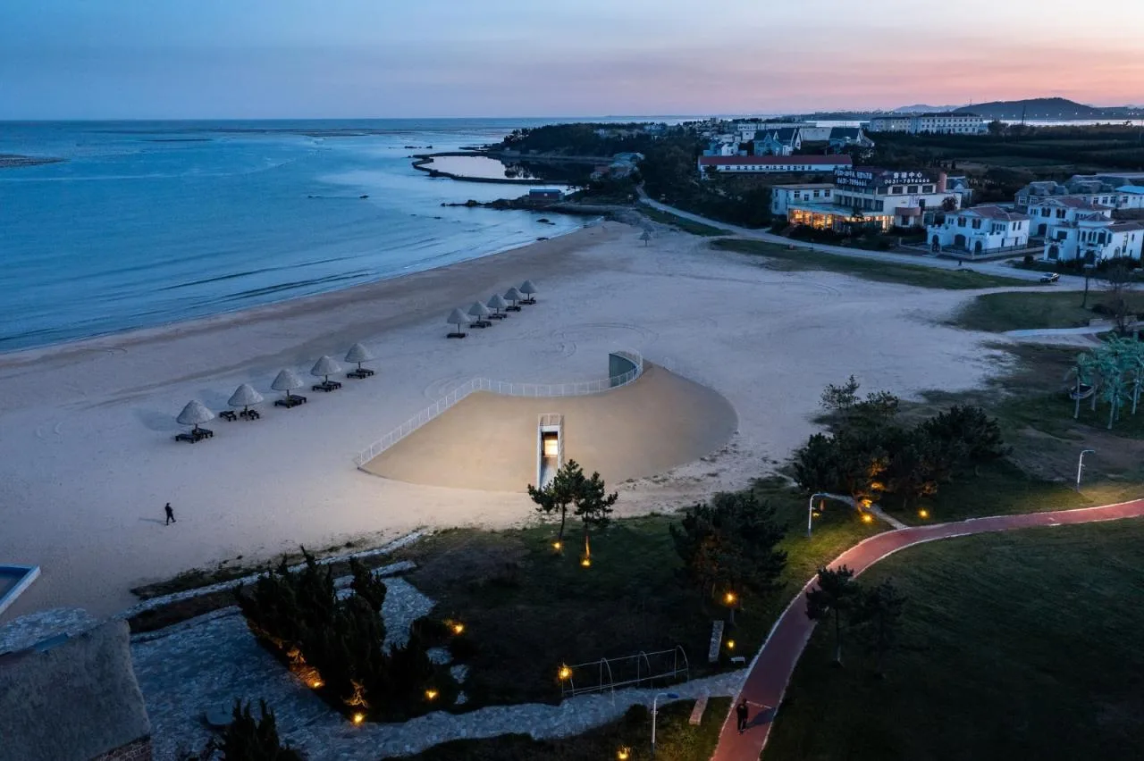 BIM Architecture | Seaside Cafe: Echoes of the Sea/Same Architectural Design Firm