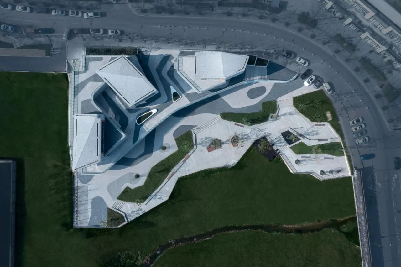 BIM Architecture | Chongqing Nan'an District Tea Garden Zhongjiao Manshan Riverside Commercial, Chongqing/Yuandao Architecture