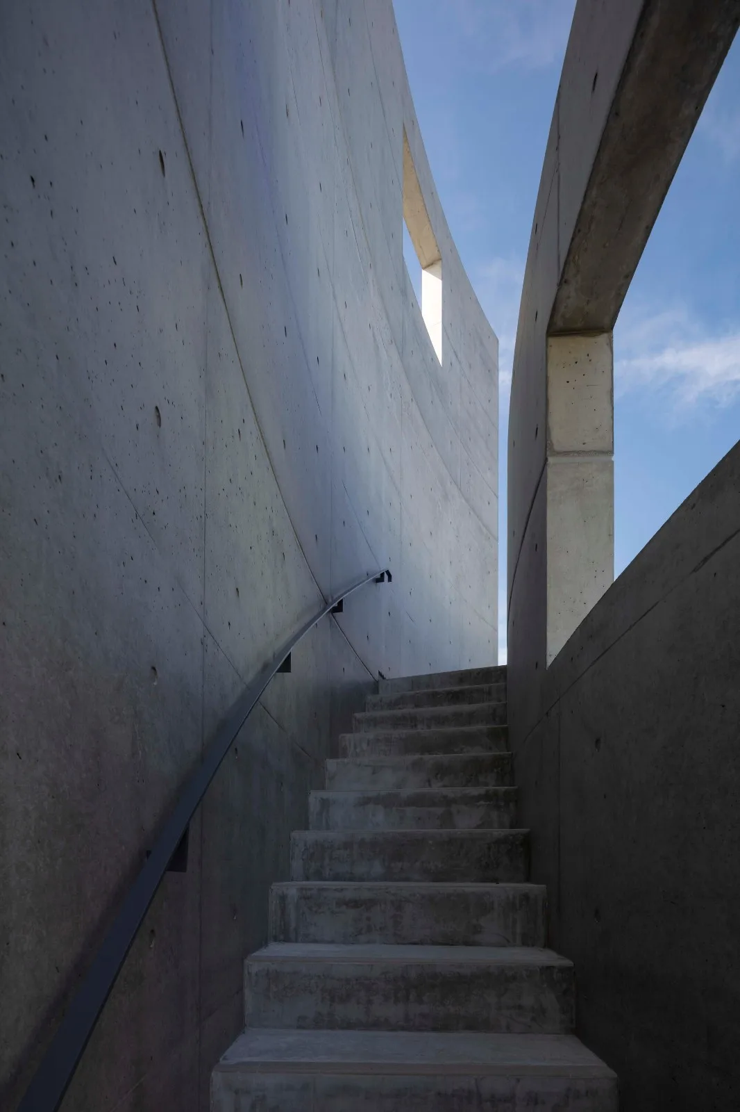 BIM Architecture | Residential Buildings at the End of Alleys/T2P Architects Office