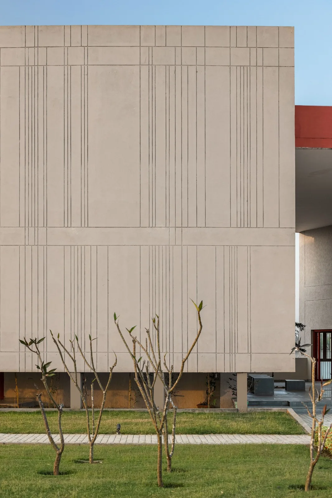 BIM architecture | Campus with walls erected/Kamat& Rozario Architecture