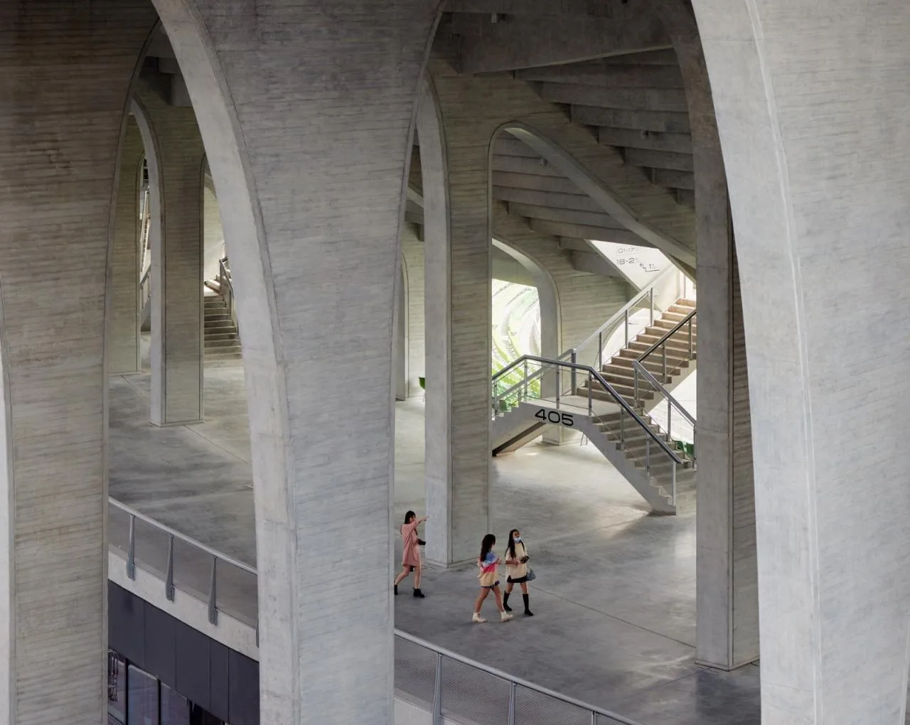 BIM Architecture | Design of the World's Largest Earthly Covered Building Complex: 'Disappearing Stadium'/MAD Ma Yansong
