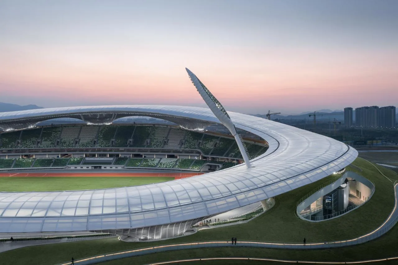 BIM Architecture | Design of the World's Largest Earthly Covered Building Complex: 'Disappearing Stadium'/MAD Ma Yansong