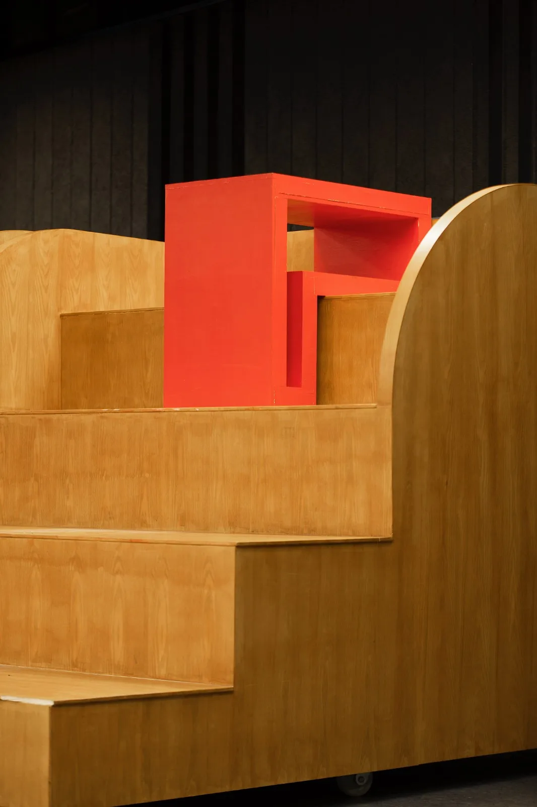 BIM Architecture | Cells and Components: Peking University New Sun Theater Stand Installation/Front Architecture FEI Architects
