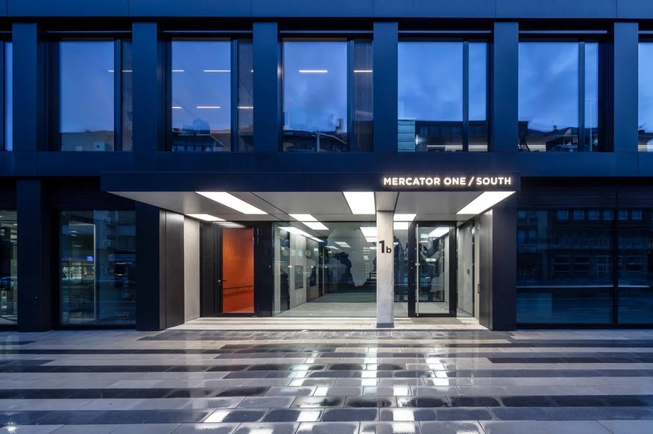 BIM Architecture | Mercator One Office Building/Hadi Teherani Architects
