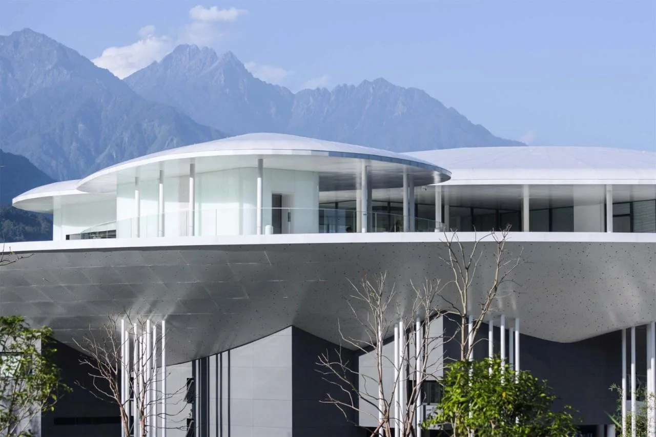 BIM architecture | Horizontal gimbal/small hidden building