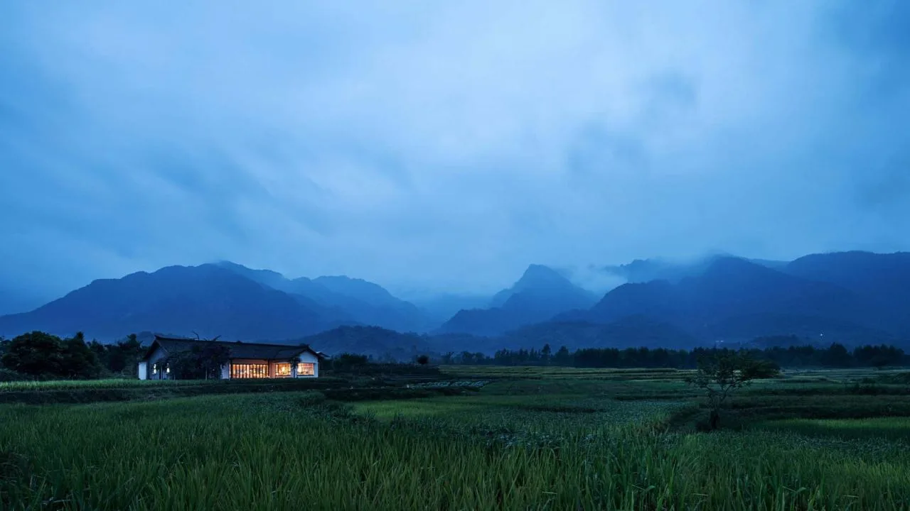 BIM Architecture | Emeishan Gaoqiao Town/Super Ordinary Space Design