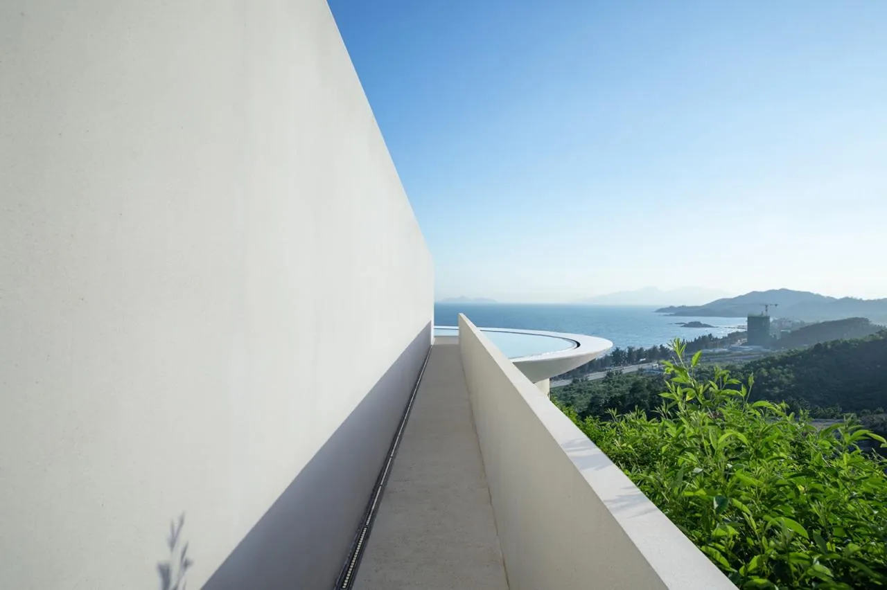 BIM Architecture | Seaside Bookstore on the Cliff: Huizhou Shuangyue Bay Yidrip Water Library/Sanwen Architecture