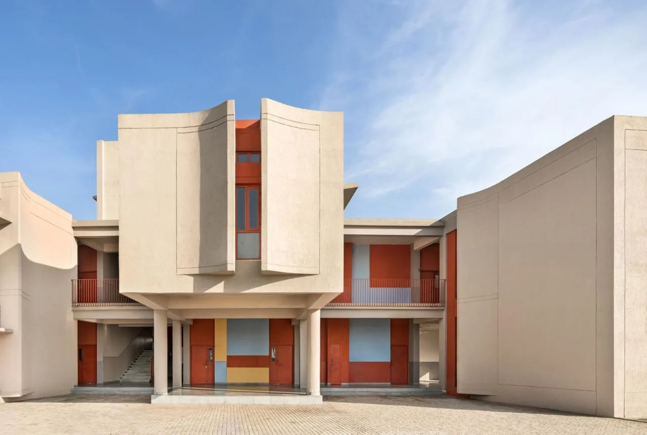 BIM architecture | Campus with walls erected/Kamat& Rozario Architecture