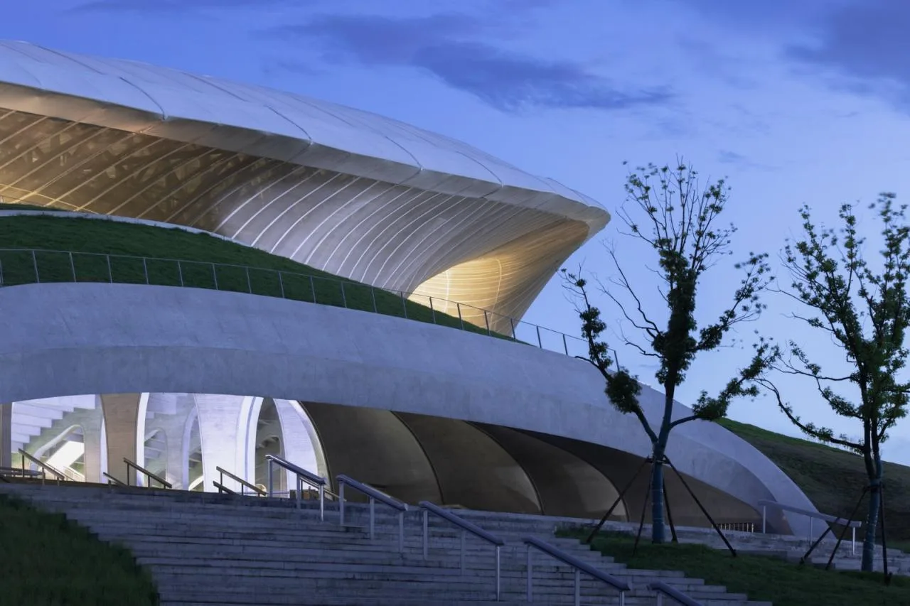 BIM Architecture | Design of the World's Largest Earthly Covered Building Complex: 'Disappearing Stadium'/MAD Ma Yansong