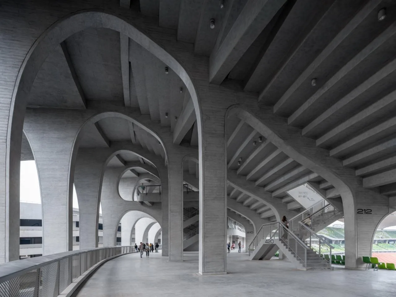 BIM Architecture | Design of the World's Largest Earthly Covered Building Complex: 'Disappearing Stadium'/MAD Ma Yansong