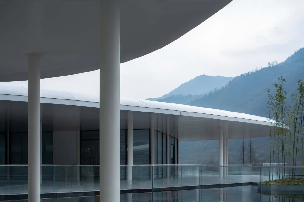 BIM architecture | Horizontal gimbal/small hidden building