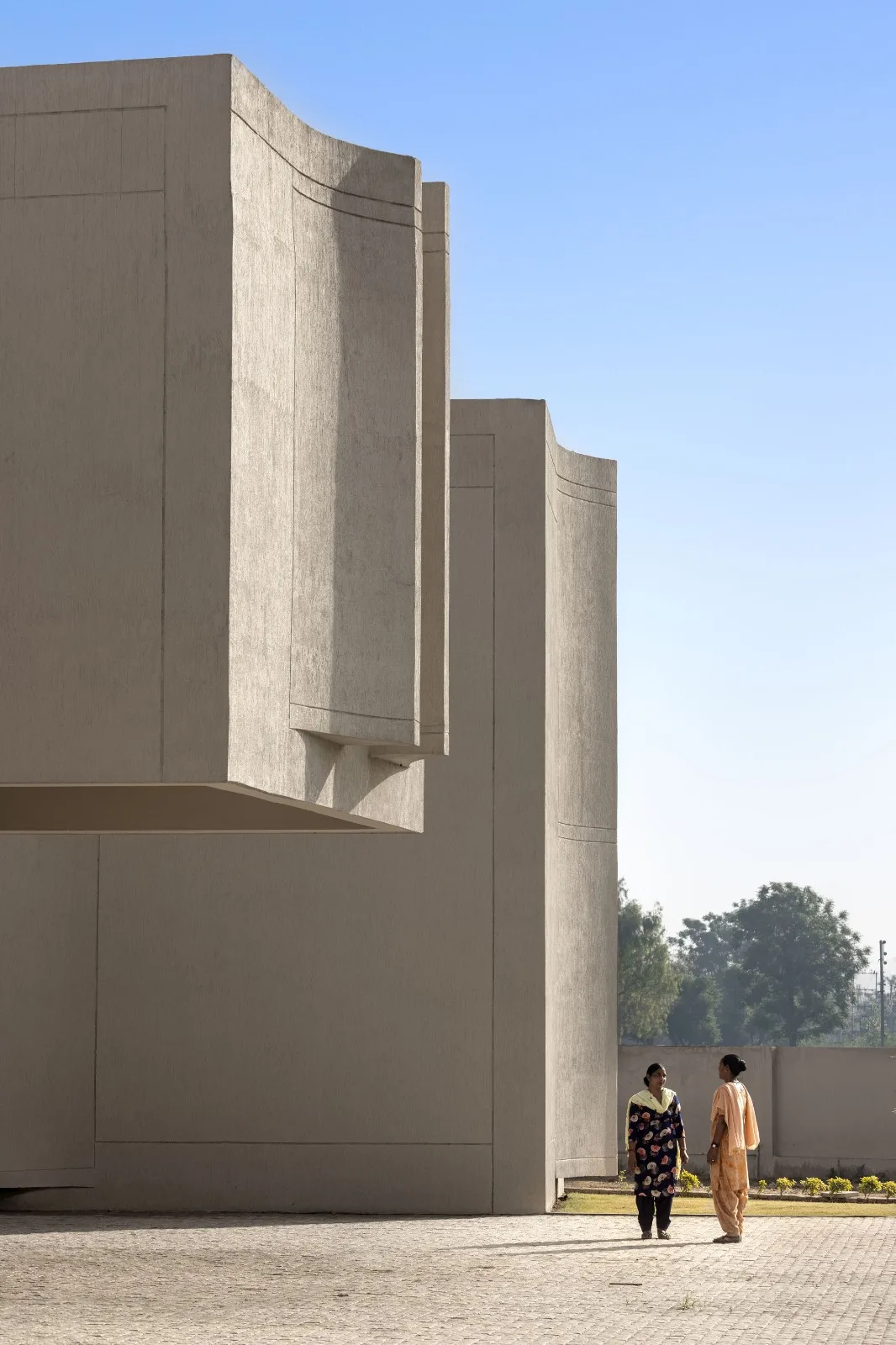 BIM architecture | Campus with walls erected/Kamat& Rozario Architecture
