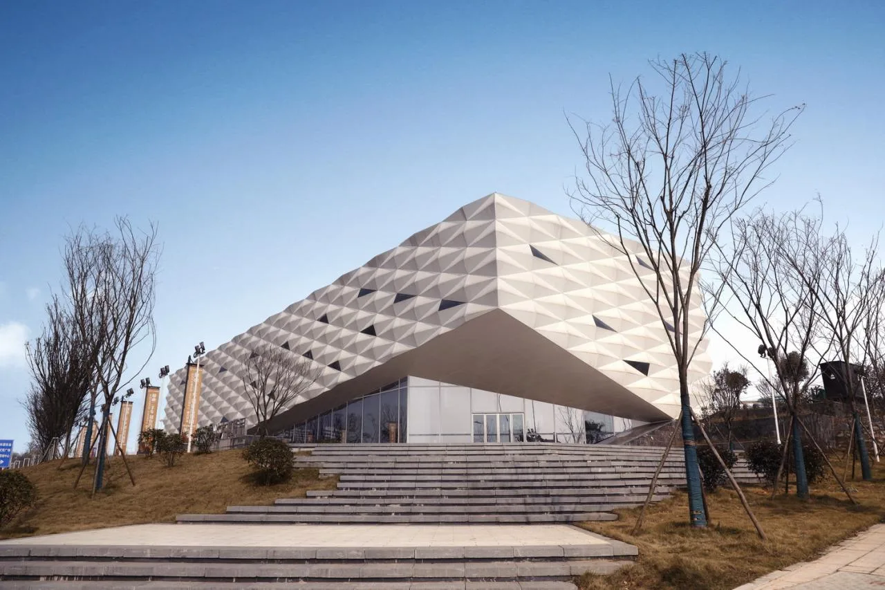 BIM Architecture | Floating Box: Zhuzhou Auto Expo Park Marketing Center/Luo Jin Studio
