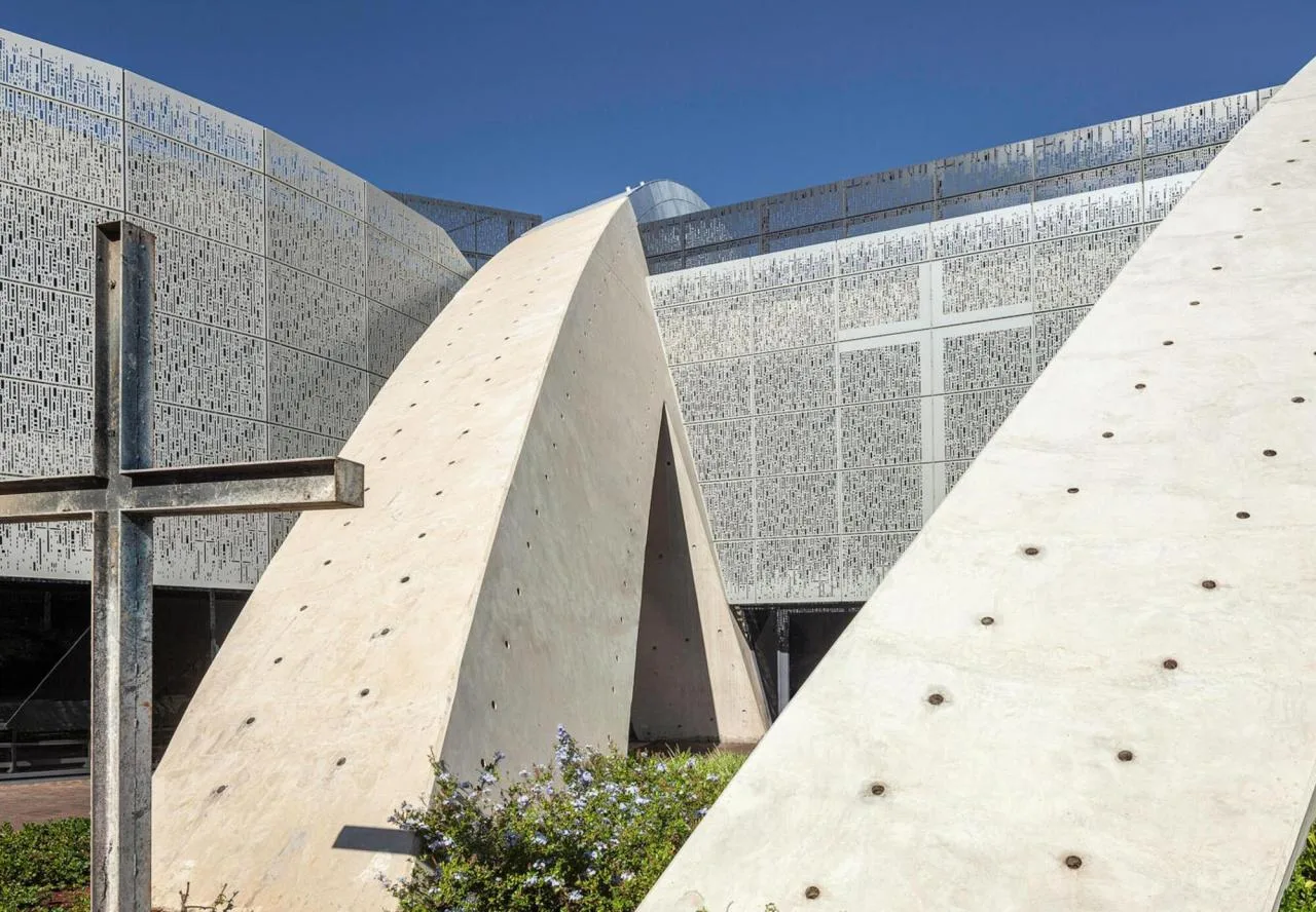 BIM Architecture | Durban Christian Centre, South Africa/Elphick Proome Architects