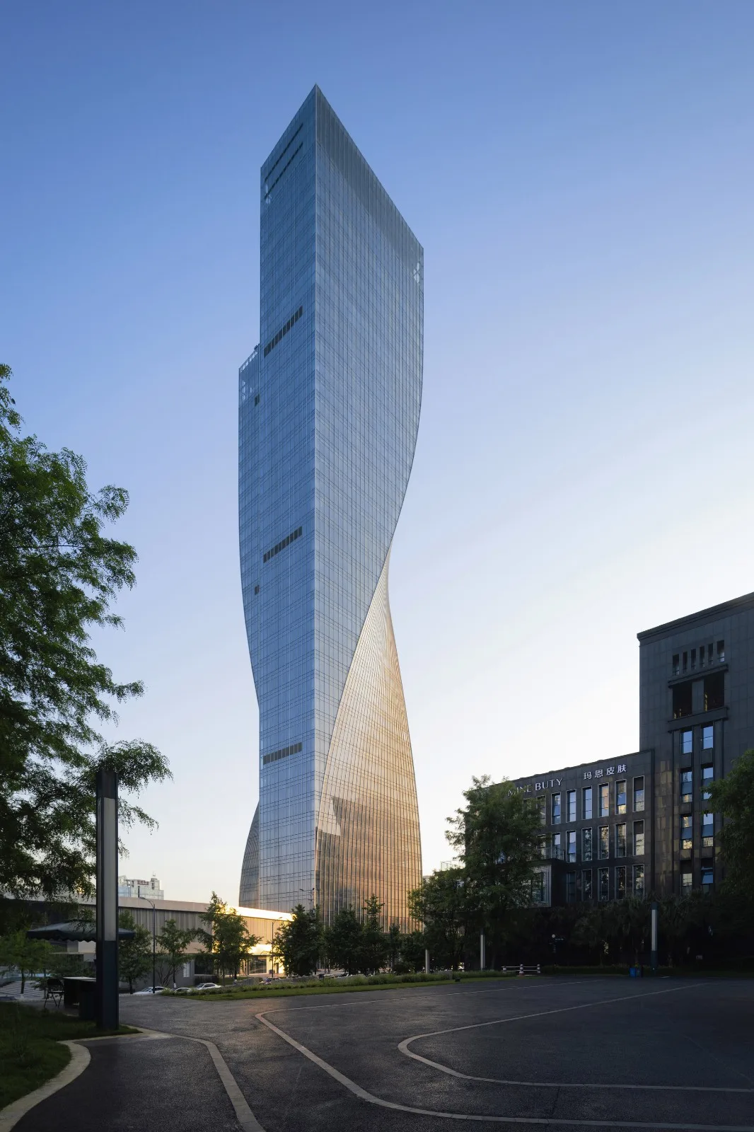 BIM Architecture | Chongqing Gaoke Sun Tower/Aedas