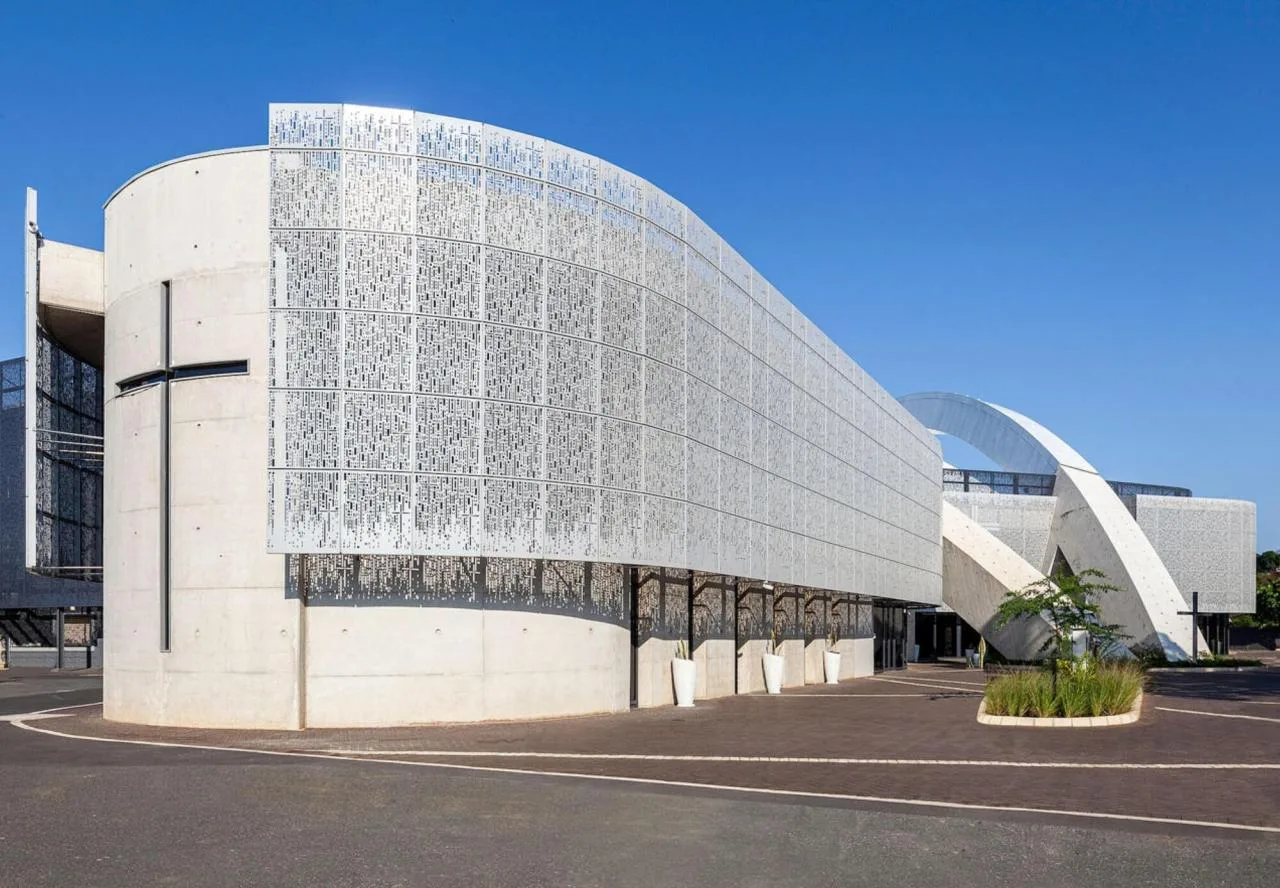 BIM Architecture | Durban Christian Centre, South Africa/Elphick Proome Architects