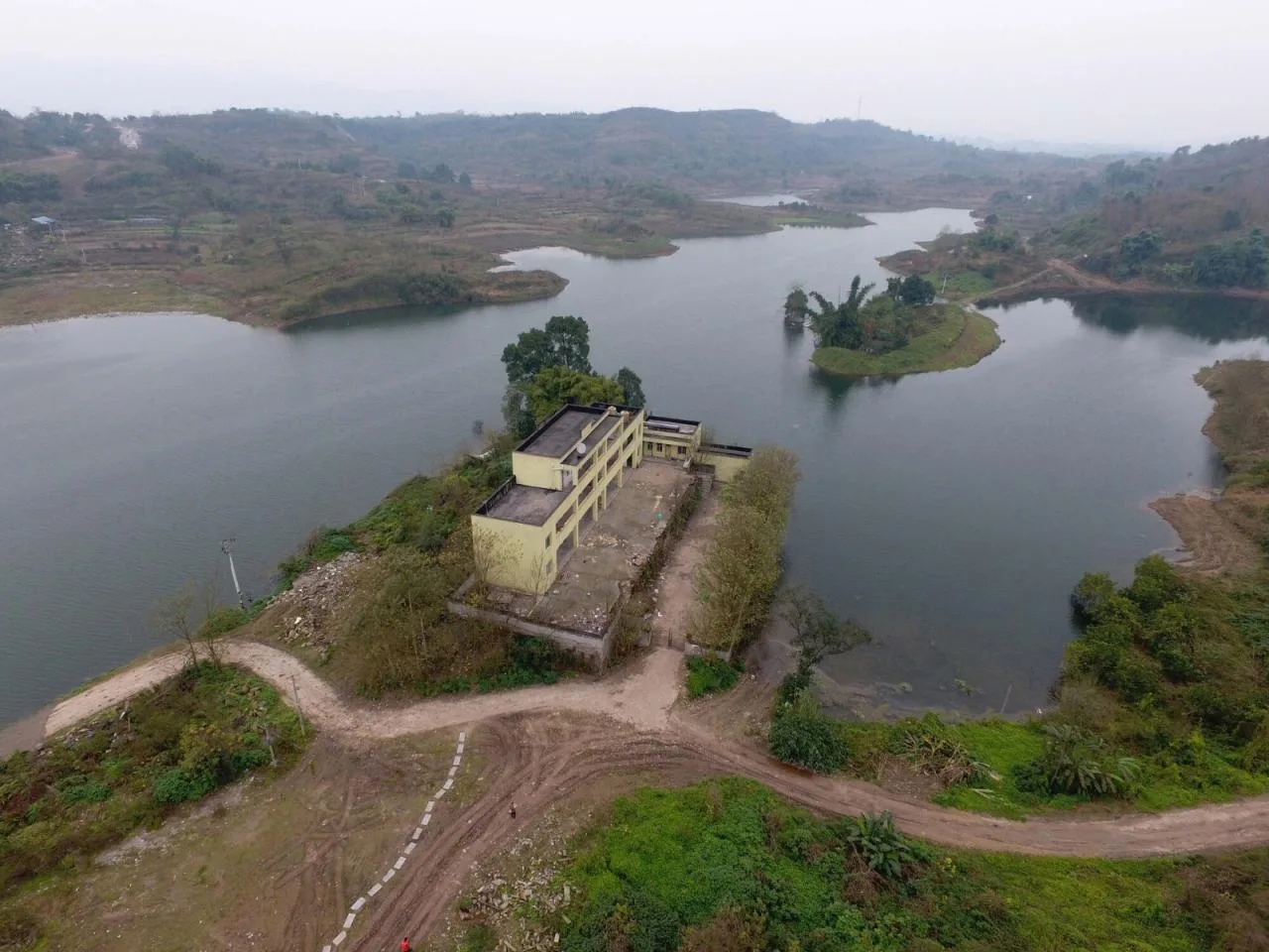 BIM Architecture | Mingyue Lake Shajin Primary School Renovation/Chongqing Yueji Architectural Design Firm