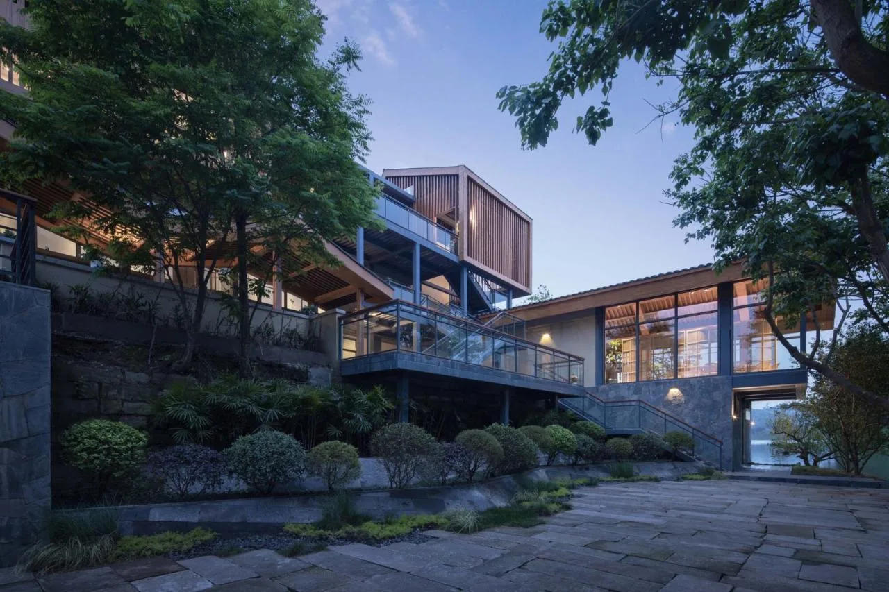 BIM Architecture | Mingyue Lake Shajin Primary School Renovation/Chongqing Yueji Architectural Design Firm