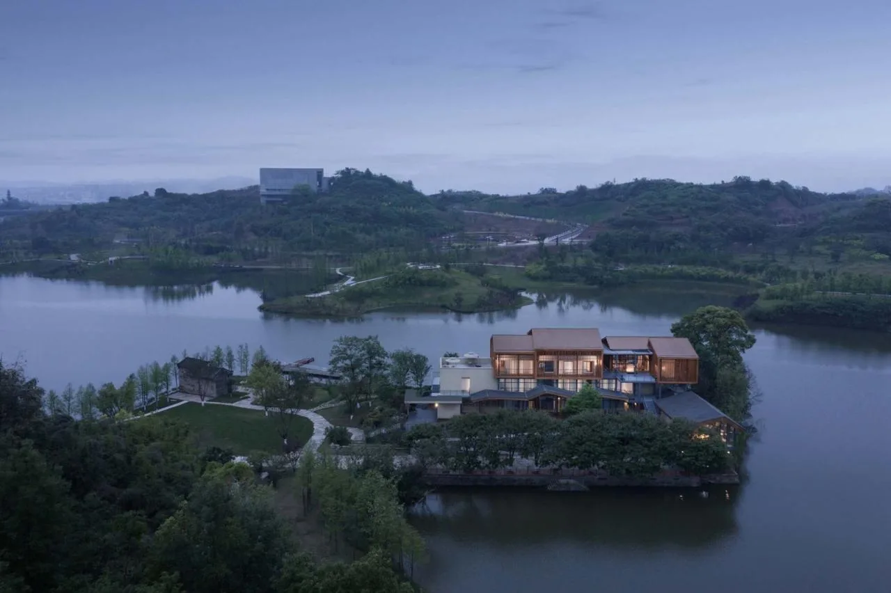 BIM Architecture | Mingyue Lake Shajin Primary School Renovation/Chongqing Yueji Architectural Design Firm