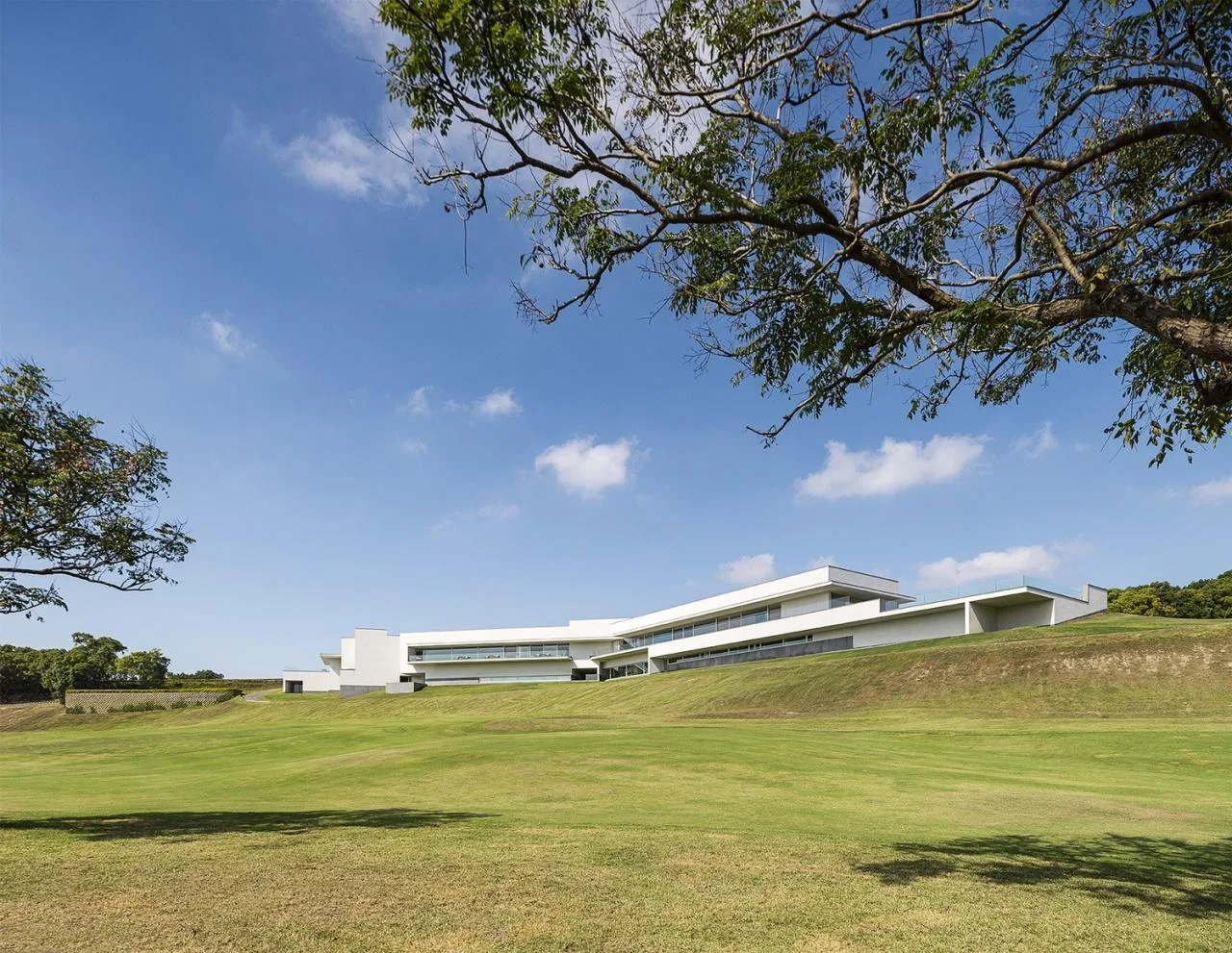 BIM Architecture | Taifeng Golf Club Jiaqing Hall/Á lvaro Siza Vieira+Carlos Castanheira