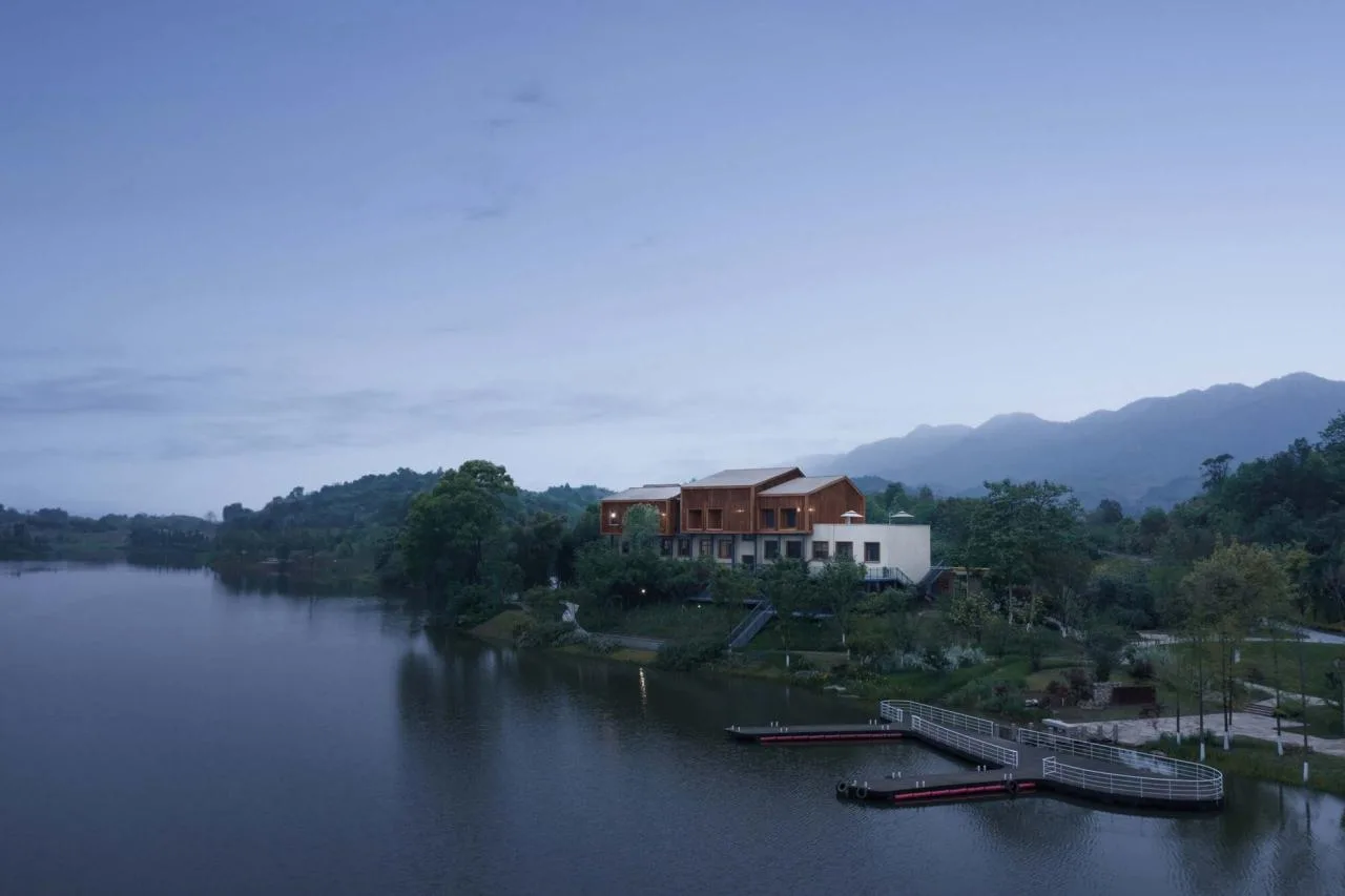 BIM Architecture | Mingyue Lake Shajin Primary School Renovation/Chongqing Yueji Architectural Design Firm