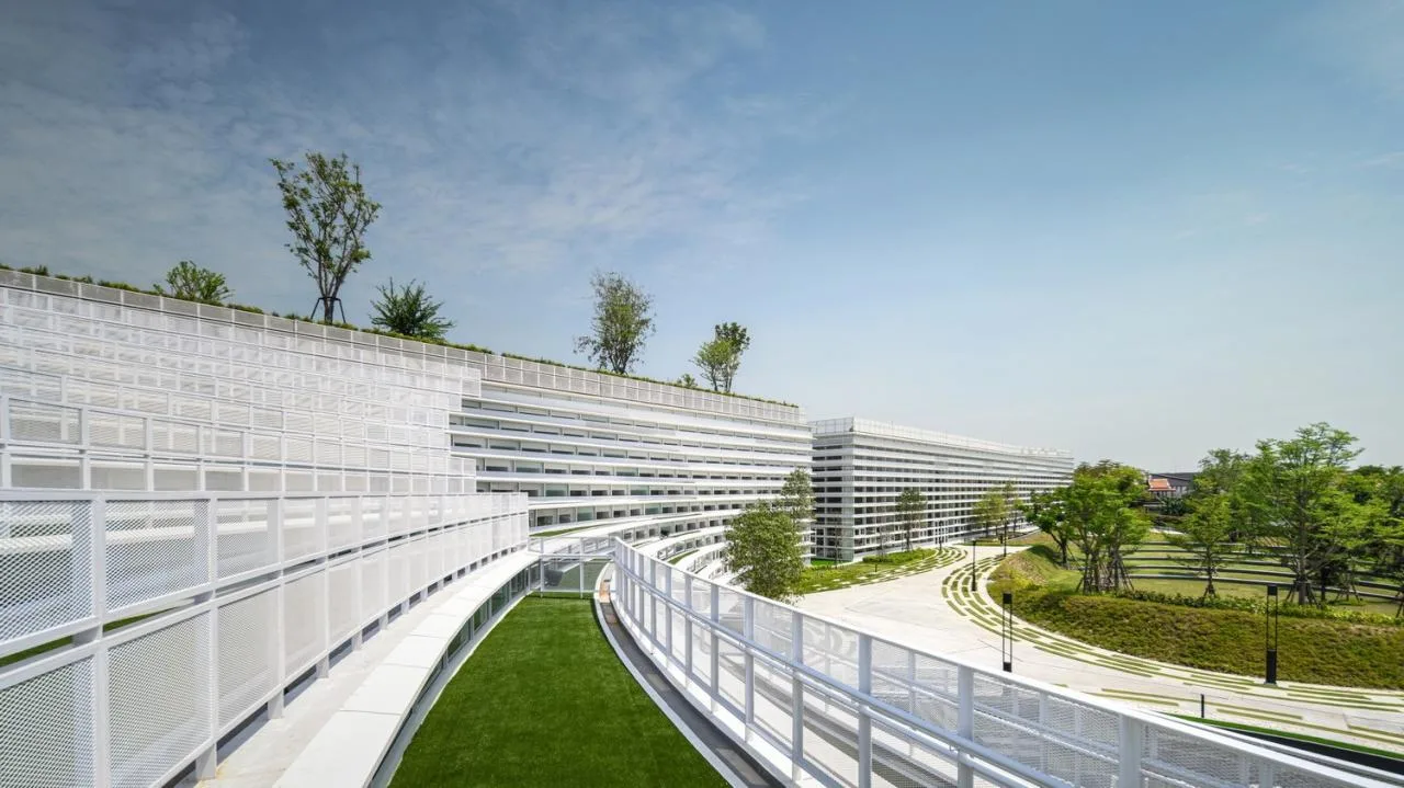 BIM Architecture | Fan shaped Unfolding, SISB/Plan Architect for Thonburi Campus in Thailand