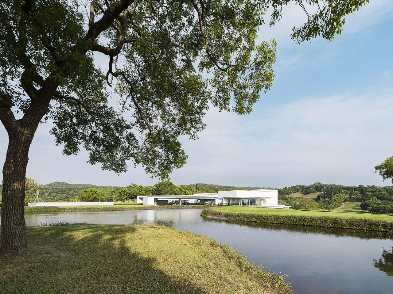 BIM Architecture | Taifeng Golf Club Jiaqing Hall/Á lvaro Siza Vieira+Carlos Castanheira
