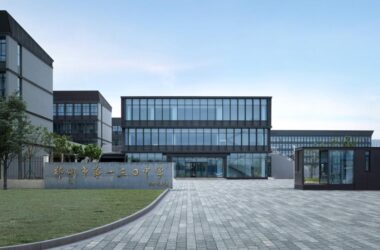 BIM Architecture: Design of Zhengzhou Airport Eighth Resettlement Area Supporting Middle School and Zhengzhou No. 130 Middle School by Shanghai Lianchuang Design Group-BIM WORLD