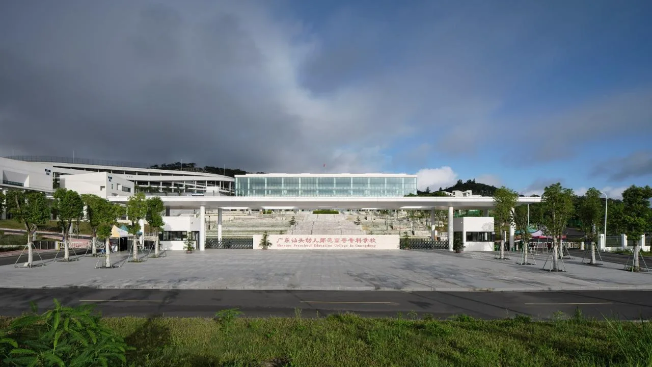 BIM Architecture | Shantou Preschool Vocational Education School/Timber Design