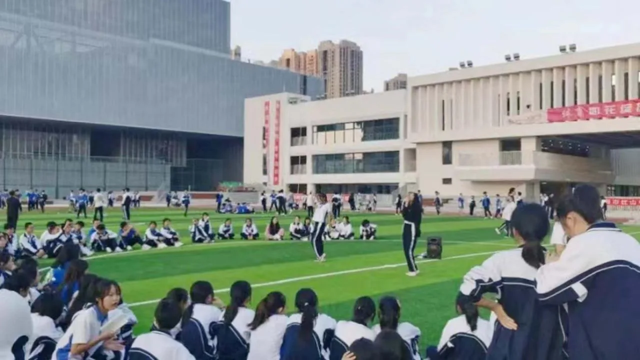 BIM Architecture | Shenzhen Hongshan Middle School/Huayang International Design